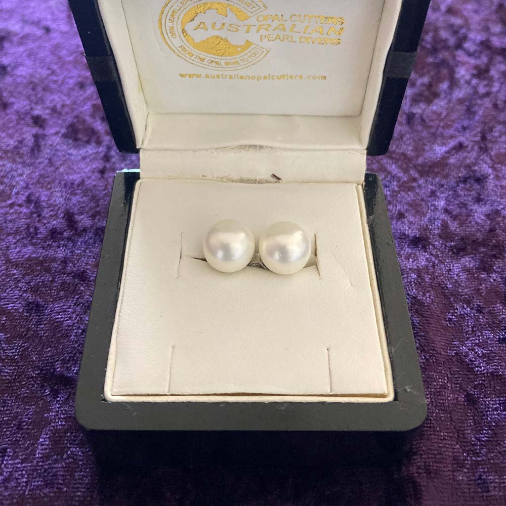 #23 - De Perlas Pearl Stud Earrings set in Rhodium Pt 10 mm - Rhema 99.9